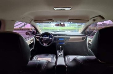 Selling Blue Toyota Corolla Altis 2015 in Makati