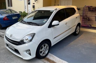 Selling White Toyota Wigo 2017 in Las Piñas