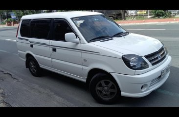 Selling White Mitsubishi Adventure 2017 in Quezon