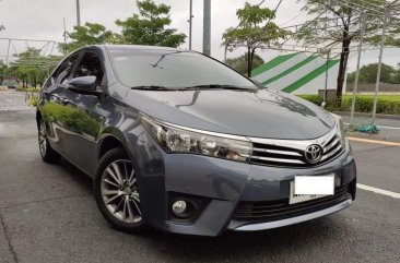 Selling Blue Toyota Corolla Altis 2015 in Makati