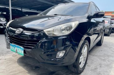 Selling Black Hyundai Tucson 2012 in Las Piñas