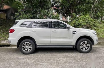 Sell Pearl White 2016 Ford Everest in Quezon City