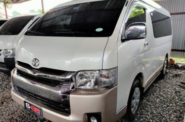 White Toyota Hiace Grandia 2019 for sale in Quezon