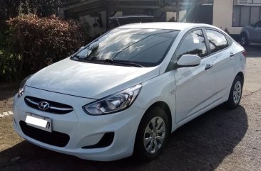 Sell White 2018 Hyundai Accent in Trece Martires