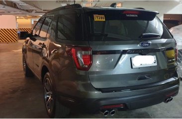 Sell Grey 2018 Ford Explorer in Marikina