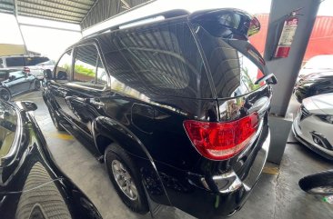 Selling Black Toyota Fortuner 2006 in Pasig