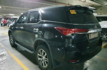 Selling Grayblack Toyota Fortuner 2017 in Makati