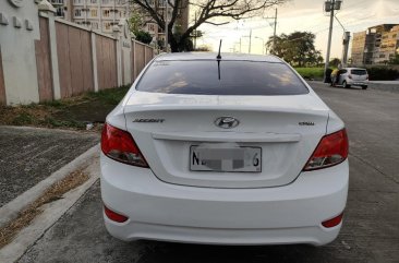 White Hyundai Accent 2015 for sale in Quezon