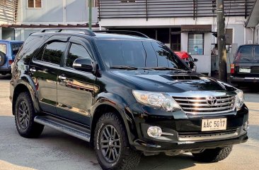 Black Toyota Fortuner 2015 for sale in Automatic