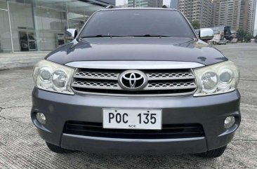 Sell Grey 2011 Toyota Fortuner in Pasig