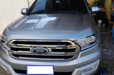 Grey Ford Everest 2018 for sale in Automatic