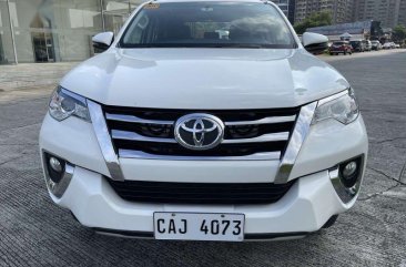 White Toyota Fortuner 2018 for sale in Manual