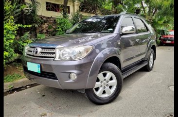 Silver Toyota Fortuner 2010 for sale in Parañaque