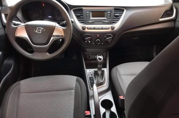 White Hyundai Accent 2019 for sale in Manila