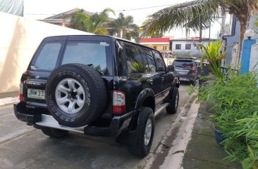 Selling Black Nissan Patrol 2001 in San Mateo