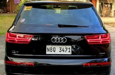 Selling Black Audi Q7 2020 in Malabon