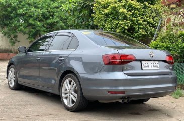 Grey Volkswagen Jetta 2017 for sale in Las Piñas