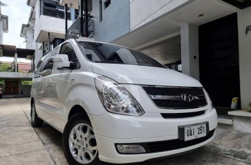 Selling White Hyundai Starex 2013 in Quezon