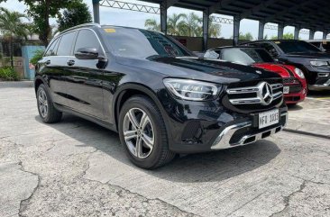 Selling Black Mercedes-Benz GLC200 2020 in Pasig