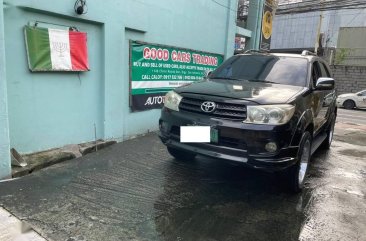 Black Toyota Fortuner 2009 for sale in Makati