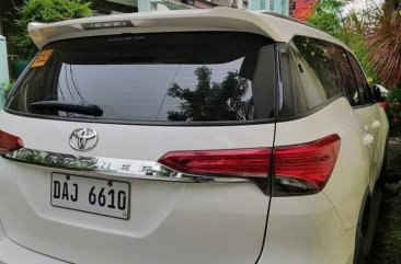 Selling White Toyota Fortuner 2019 in Quezon