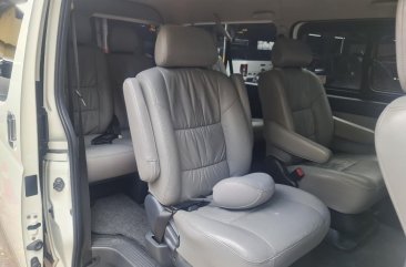 Selling White Toyota Hiace Super Grandia 2016 in Pasig