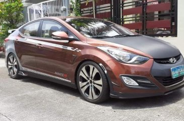 Selling Brown Hyundai Elantra 2012 in San Fernando