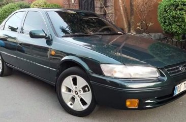 Selling Green Toyota Camry 1997 in Parañaque