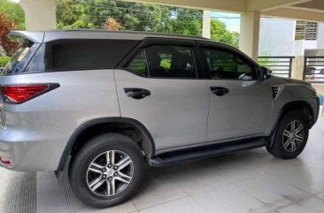 Pearl White Toyota Fortuner 2017 for sale in Malabon