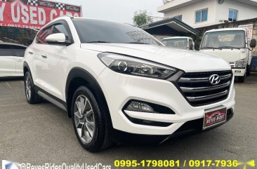 Selling White Hyundai Tucson 2018 in Cainta