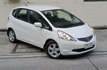 Pearl White Honda Jazz 2010 for sale in Manila