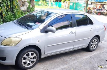 Selling Pearl White Toyota Vios 2010 in Dasmariñas