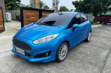 Selling Blue Ford Fiesta 2014 in Guiguinto
