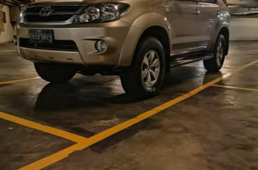  Grey Toyota Fortuner 2005 for sale in Pateros
