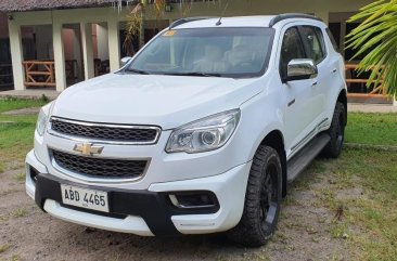 Selling White Chevrolet Trailblazer 2016 in Makati