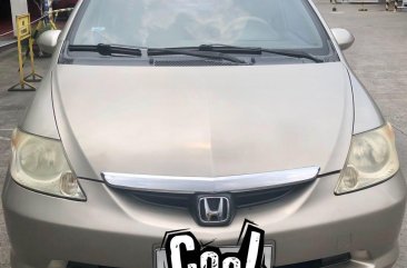 Pearl White Honda City 2004 for sale in Caloocan