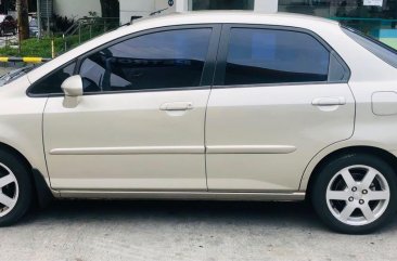 Pearl White Honda City 2004 for sale in Caloocan