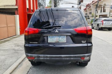 Black Mitsubishi Montero 2010 for sale in Manila