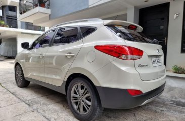 Sell White 2015 Hyundai Tucson in Quezon City