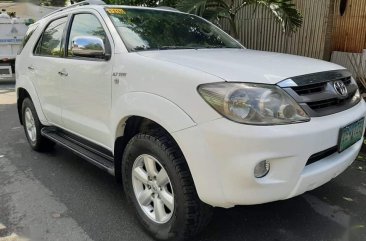 Sell White 2006 Toyota Fortuner in Quezon City