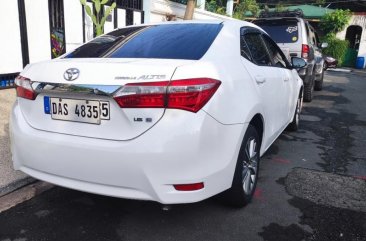 Sell White 2015 Toyota Altis