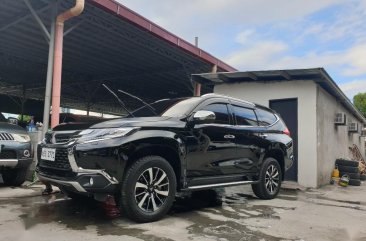 Selling Black Mitsubishi Montero Sport 2017 in Parañaque