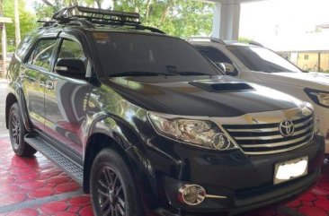 Selling Grayblack Toyota Fortuner 2015 in Guiguinto