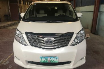 Sell White 2011 Toyota Alphard in Pasig