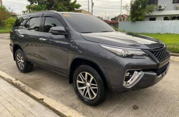 Selling Grey Toyota Fortuner 2018 in Imus