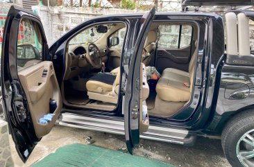 Black Nissan Navara 2014 for sale in Mandaluyong