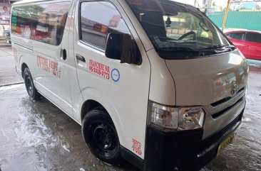 White Toyota Hiace 2018 for sale