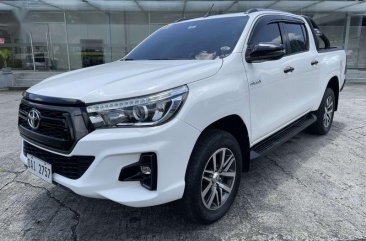 White Toyota Hilux 2018 for sale in Automatic