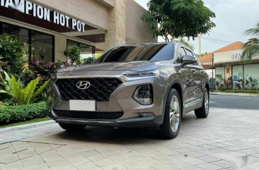 Grey Hyundai Santa Fe 2019 for sale in Automatic