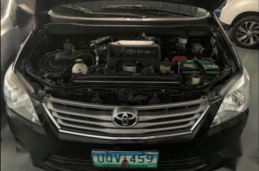 Black Toyota Innova 2013 for sale in Makati